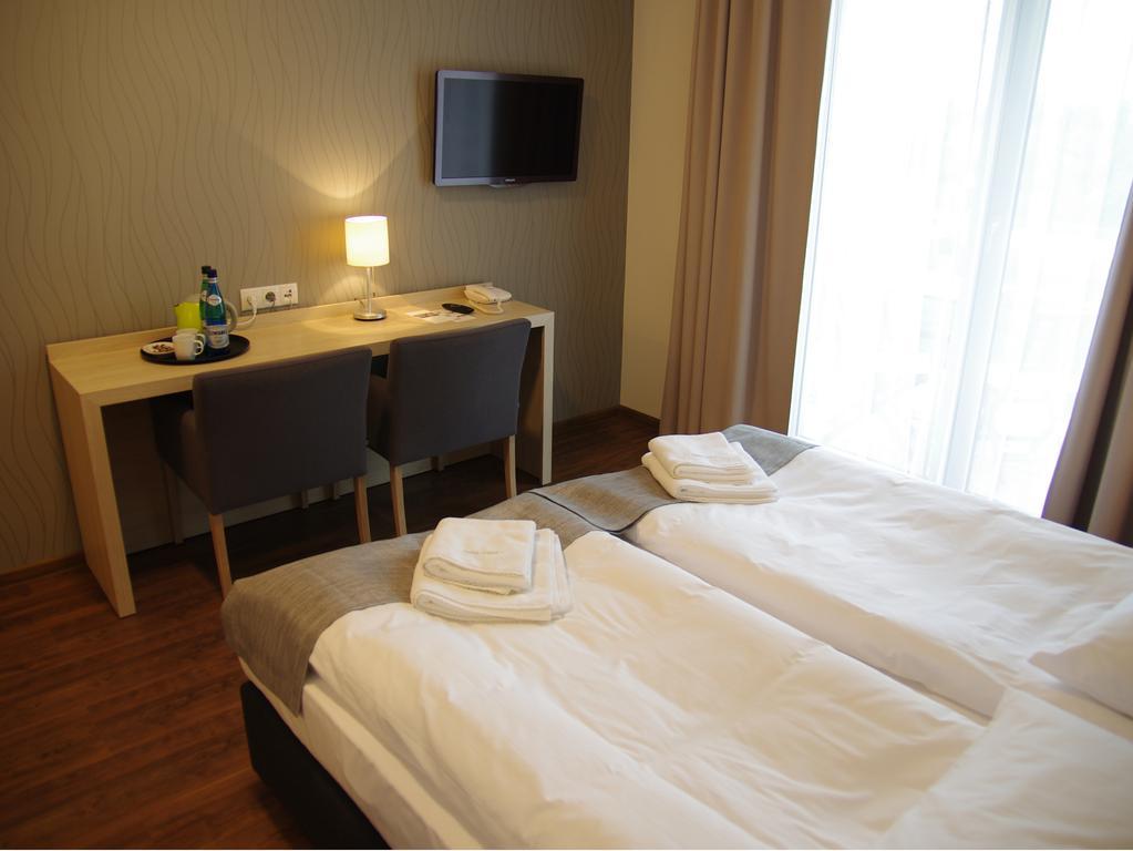 Hotel Uniejow Dış mekan fotoğraf